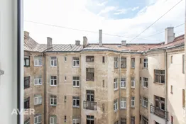 5 istabu dzīvoklis centrā