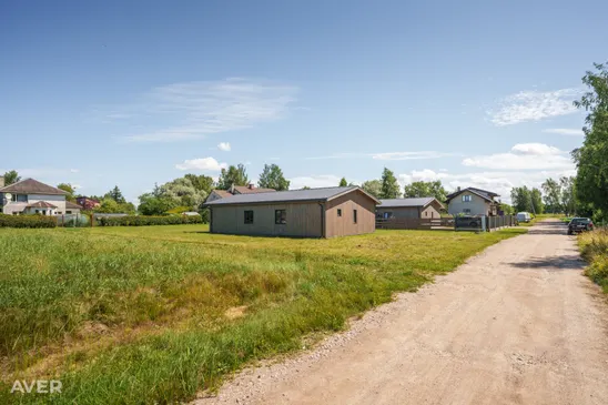 Kalēju iela 75, Grobiņa