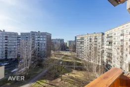 Trīs istabu dzīvoklis Purvciemā