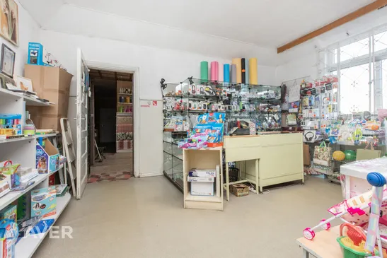 Veikala telpas 102 m2 platībā