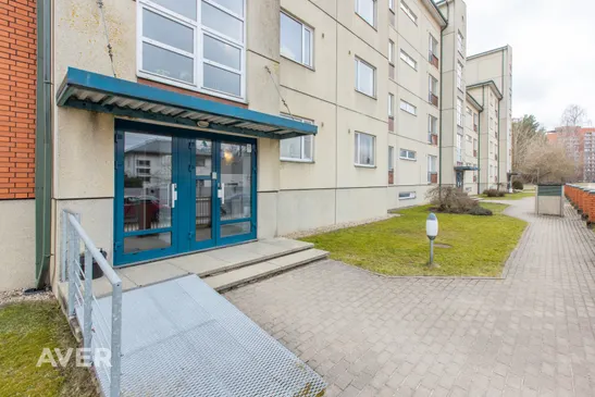 Lielisks dzīvoklis ar skatu uz mežu