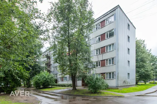 Pilnībā aprīkots 2 izolētu istabu dzīvoklis Rīgā
