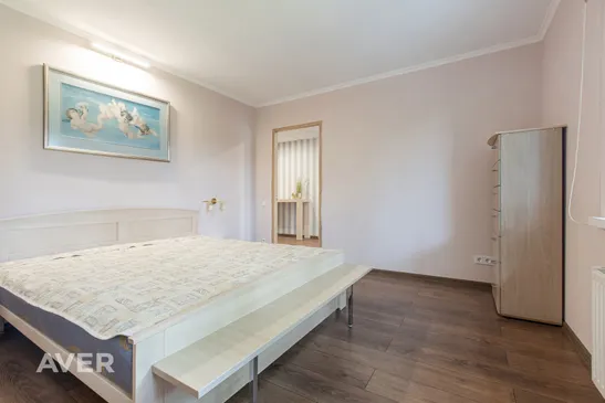 Plaša ģimenes māja Imantā
