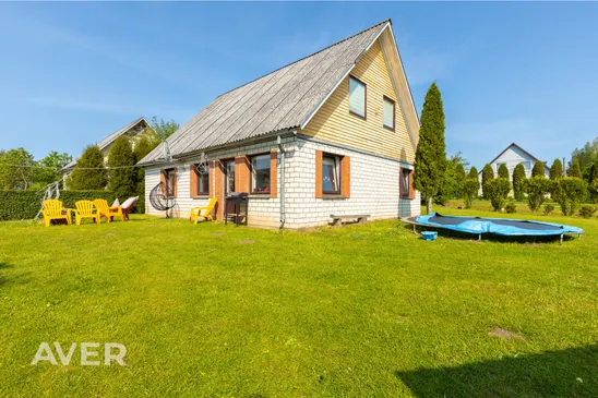 Pārdošanā divstāvu privātmāja ar ļoti plašu zemes gabalu Jaunpiebalgā