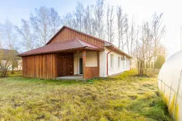 Pārdošanā plaša vienstāvu māja 5 minūšu braucienā no Liepas pagasta centra