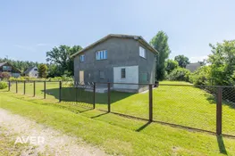 Profesionāli izprojektēta divstāvu jaunbūve ar 1227 m² zemesgabalu Vaivados