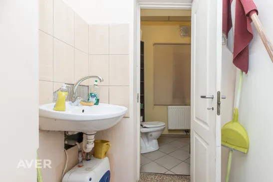 Veikala telpas 102 m2 platībā