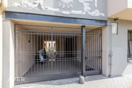 Saulains 2 istabu dzīvoklis renovētā mājā