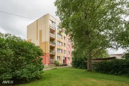 Lieliska plānojuma 2 istabu dzīvoklis Gribiņas centrā