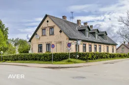 Daudzdzīvokļu māja