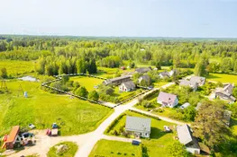 Pārdošanā divstāvu privātmāja ar ļoti plašu zemes gabalu Jaunpiebalgā