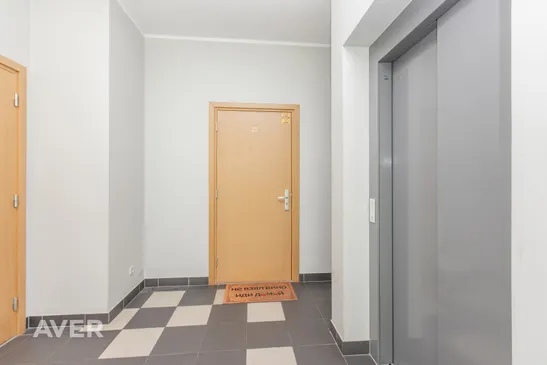 Mūsdienīgs 3 istabu dzīvoklis ar lielu terasi jaunajā projektā blakus рarkam.