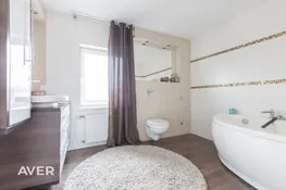 Mājīga divstāvu privātmāja