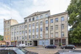 Pārdošanā mājīgs un silts 2 istabu dzīvoklis tuvu centram.