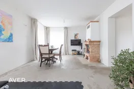 Mājīga divstāvu privātmāja