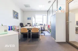 Komercēka ar 2 ieejām – investīciju iespēja Rīgā