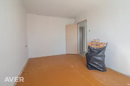 Daļēji izremontēts divu istabu dzīvoklis