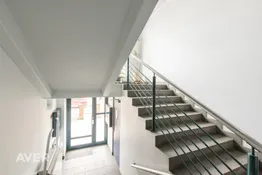 Lielisks dzīvoklis ar skatu uz mežu