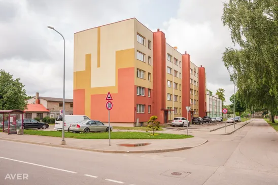 Lieliska plānojuma 2 istabu dzīvoklis Gribiņas centrā