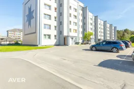 Divistabu dzīvoklis renovētā ēkā Valmierā