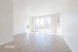 Pārdod dvīņu māju Līčos