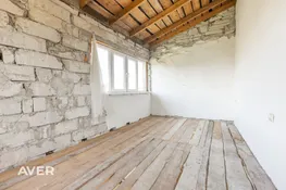 Profesionāli izprojektēta divstāvu jaunbūve ar 1227 m² zemesgabalu Vaivados