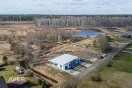 Divģimeņu mājas daļa pie dabas Līčos