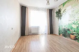 Pārdošanā 2 istabu dzīvoklis ar burvīgu panorāmas skatu no 8. stāva.