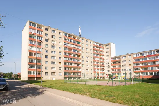 3 istabu dzīvoklis ar ideālu lokāciju un skatu pa logu