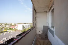 3 istabu dzīvoklis ar ideālu lokāciju un skatu pa logu