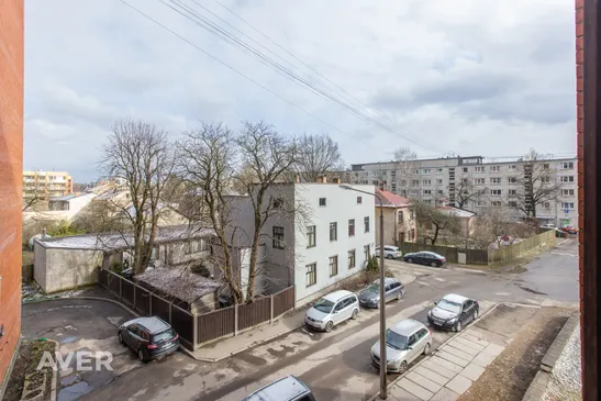 Plašs dzīvoklis specprojektā ar lodžiju