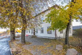 Veikala telpas 102 m2 platībā