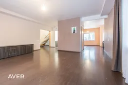 Muižnieku iela 11, Āne