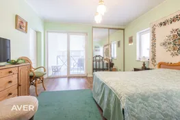 Pārdošanā divstāvu privātmāja ar 581 m² zemes gabalu klusā vietā netālu no Gaujas.