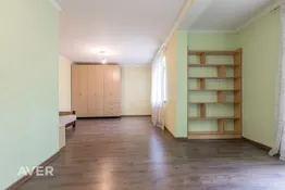 Plaša ģimenes māja Imantā