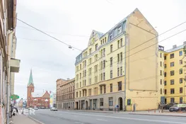 Kvalitatīvs, gaumīgs 3 istabu dzīvoklis pašā Rīgas centrā.