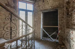 Daudzdzīvokļu dzīvojamā ēka