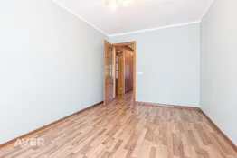 3 istabu dzīvoklis zaļā Apkaimē