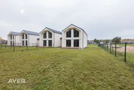 Plaša, augstvērtīga un tikko uzcelta rindu māja Dzidriņās.