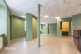 Komercīpašuma, Satiksmes ielā 33A, Jelgavā