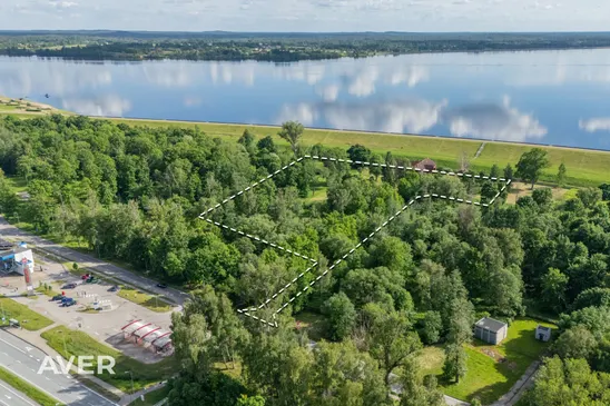 Viesu māja Daugavas krastā