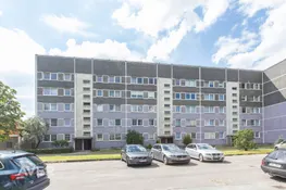 Neretas iela 10-13, Jelgava