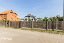 3-stāvu privātmāja ar baseinu Tukumā.