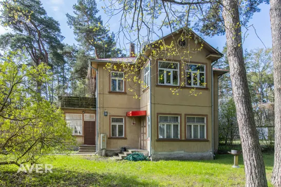 Jūra no mājas tikai rokas stiepiena attālumā