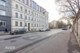 Loft dzīvoklis renovētā mājā