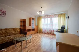 Trīsistabu dzīvoklis renovētā ēkā